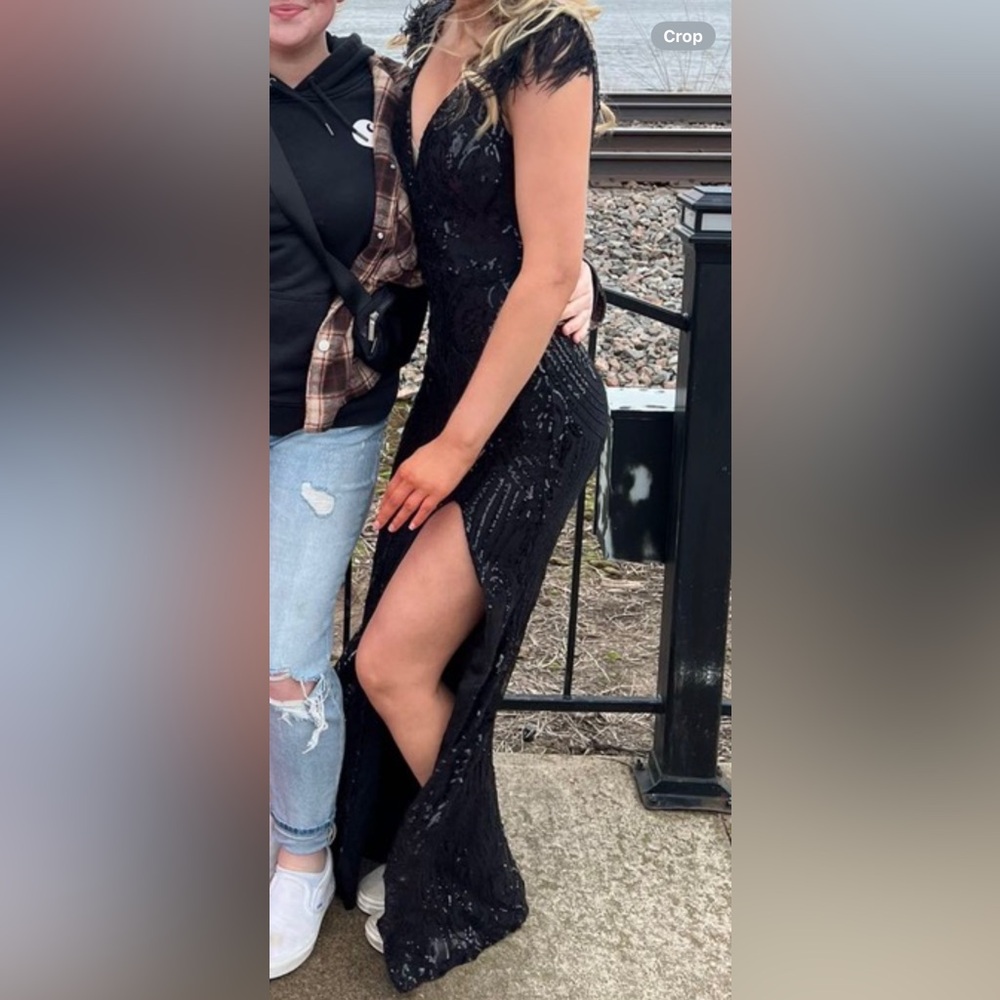 Black sequin Windsor prom dress - Picture 6 of 6